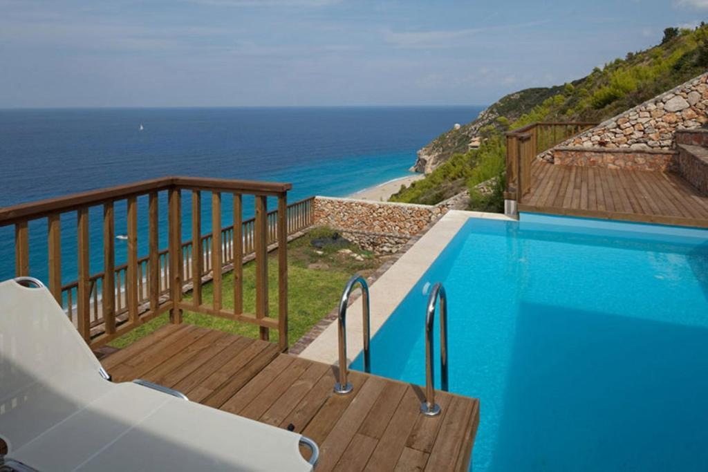 Beyond Villas Ayios Nikitas Bilik gambar